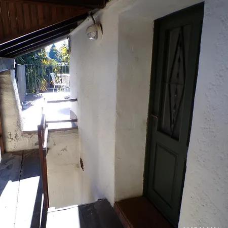 Romantic Attic Retreat With Panoramic Terrace, Steps From The