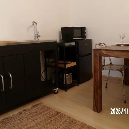 Romantic Attic Retreat With Panoramic Terrace, Steps From The Appartement